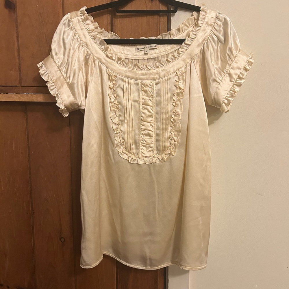 Nanette Lepore Cream Ruffled Blouse with Short Sleeves